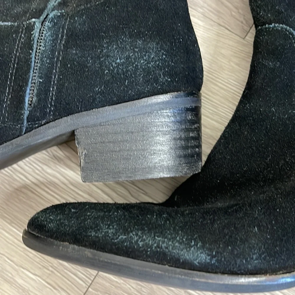 Steve Madden Black Suede Tyga Boots
